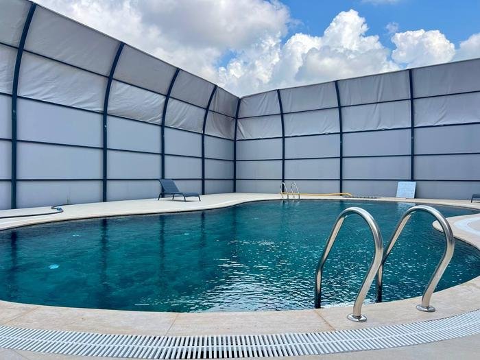 Женский бассейн · SR3